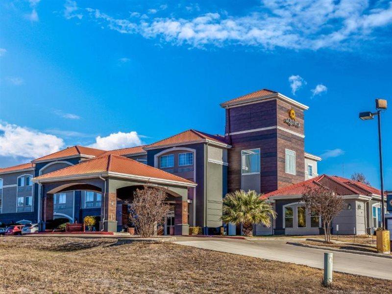 La Quinta By Wyndham Kerrville Exterior photo