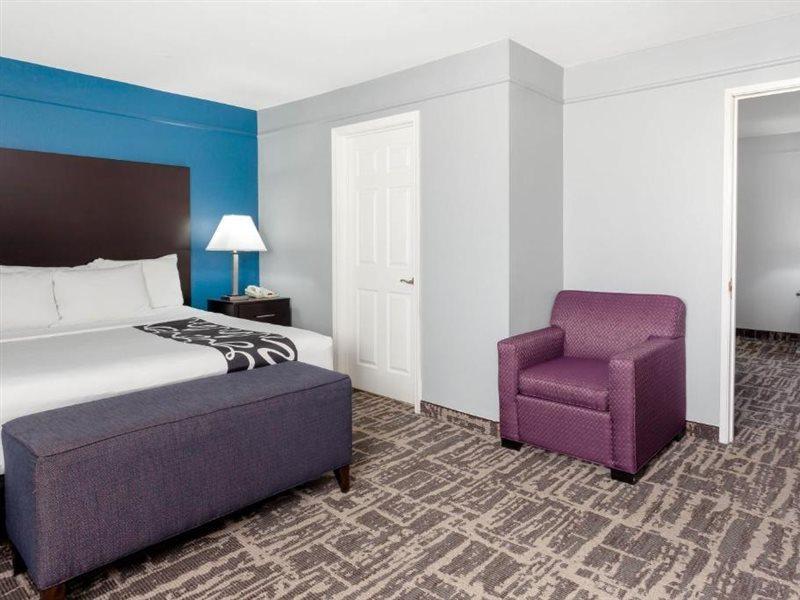 La Quinta By Wyndham Kerrville Exterior photo