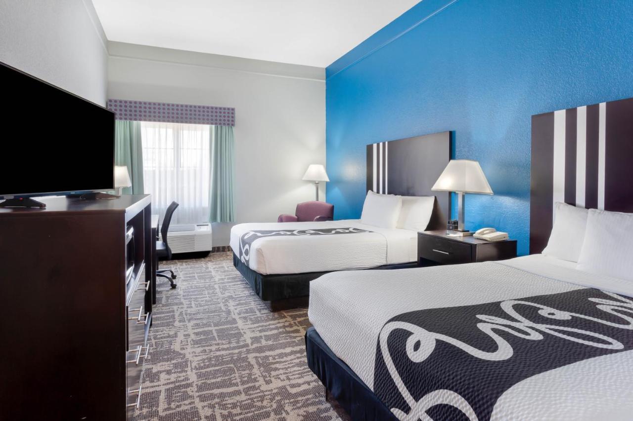 La Quinta By Wyndham Kerrville Exterior photo